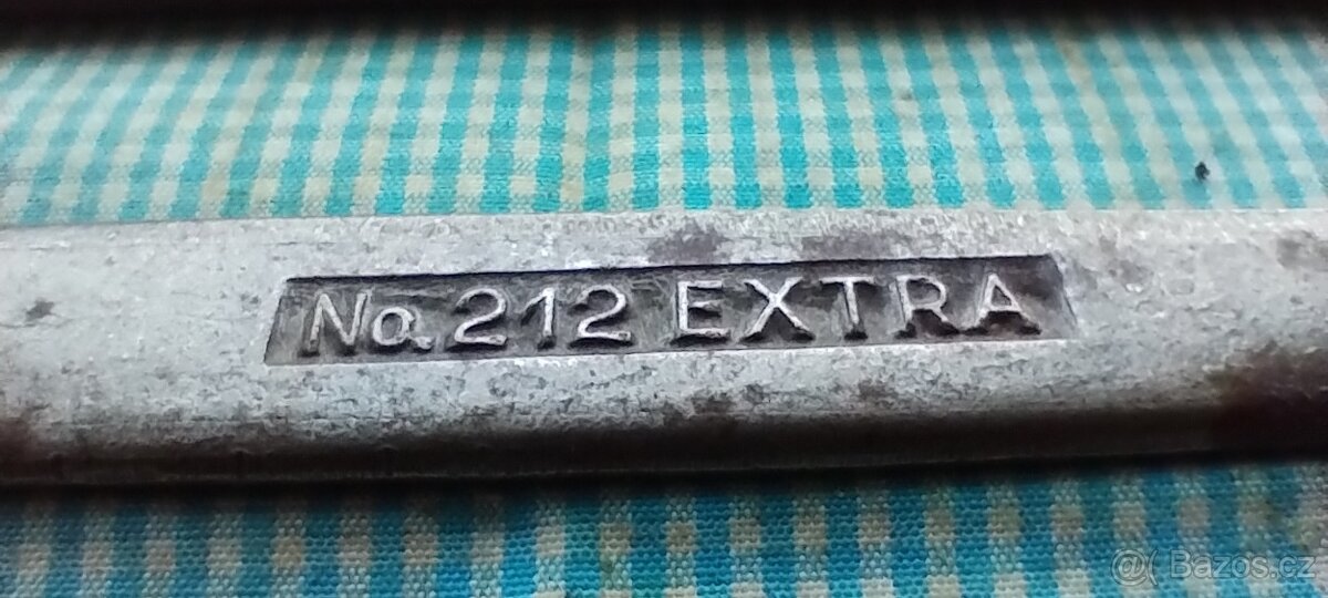 Starožitné klíče No.212 Extra