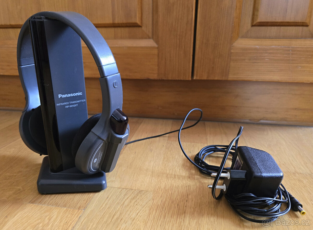 Bezdrátová IR sluchátka Panasonic RP-WH20H