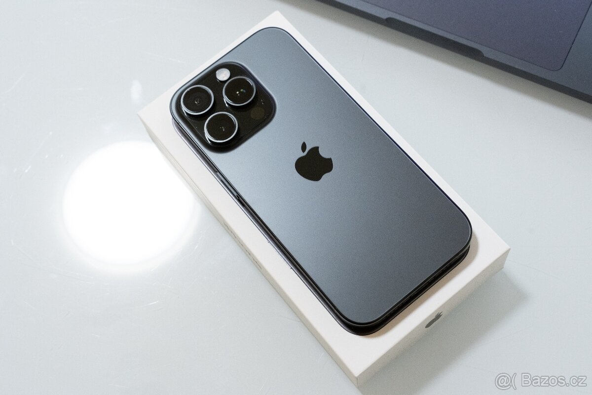 Apple iPhone 16 Pro 128 GB + záruka Alza