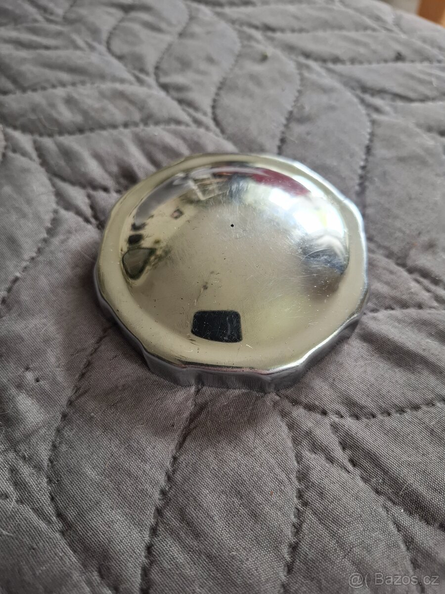 Víčko nádrže Jawa