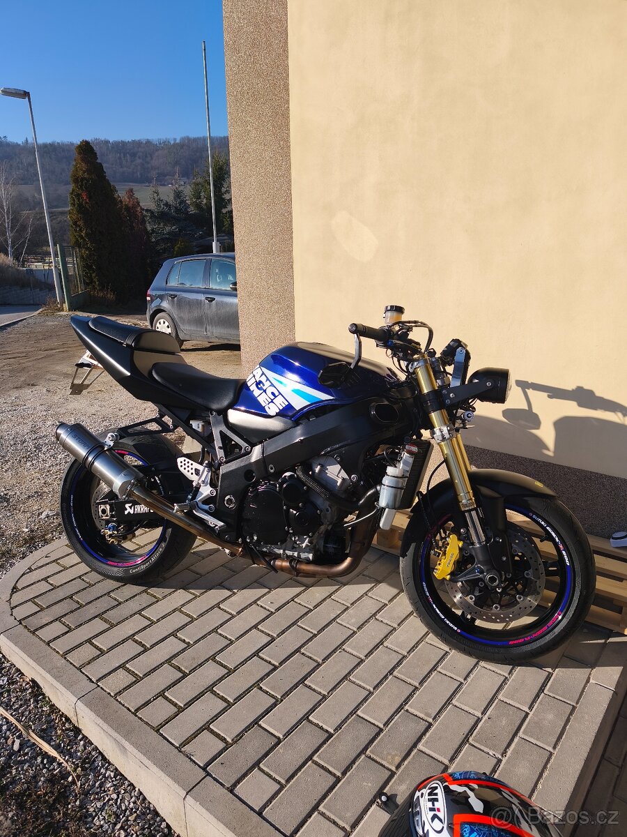 Suzuki gsxr 600 K5