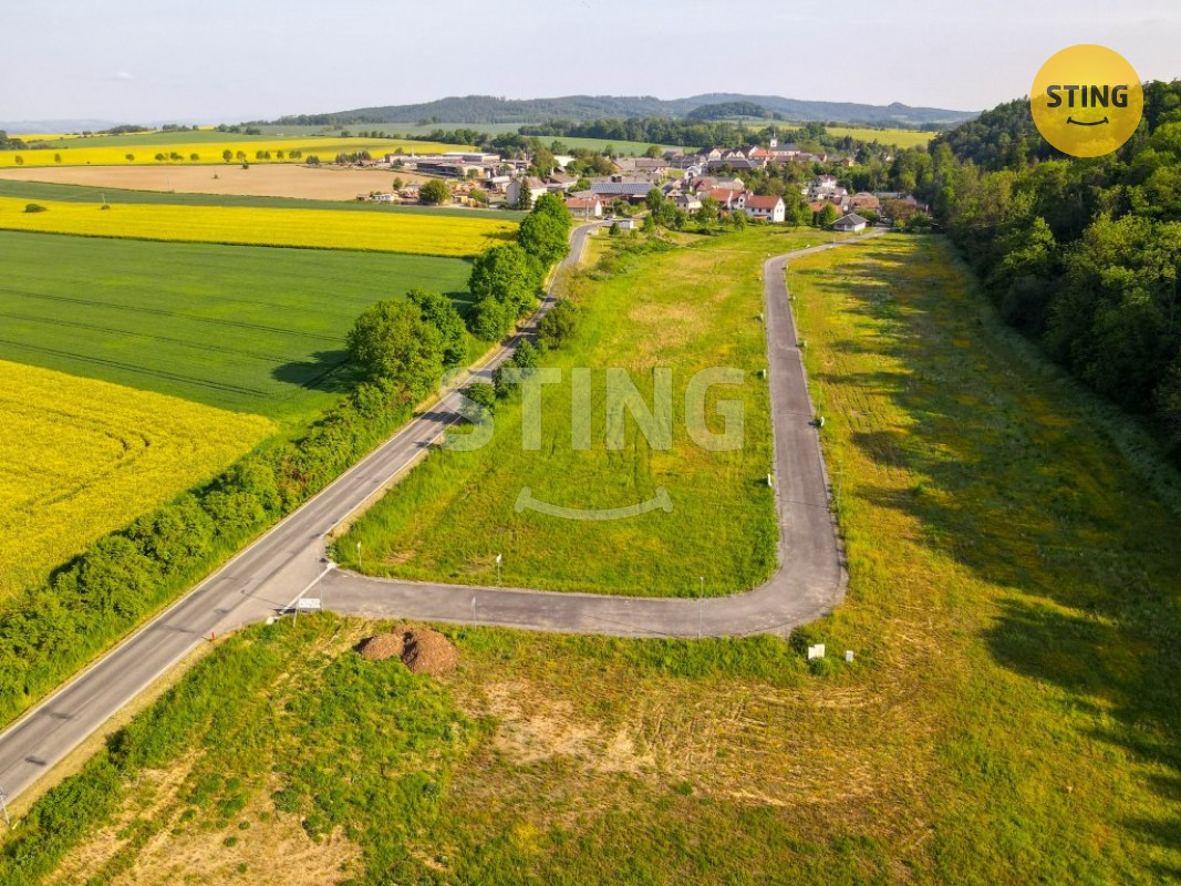 Stavební pozemek na prodej 1042m2, Police u Úsova, 129467