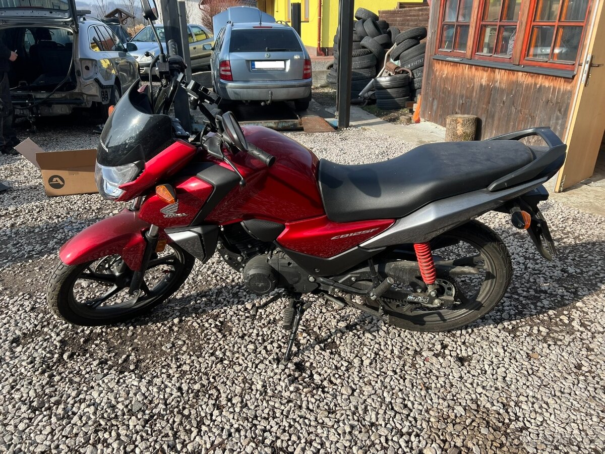 Honda CB125F