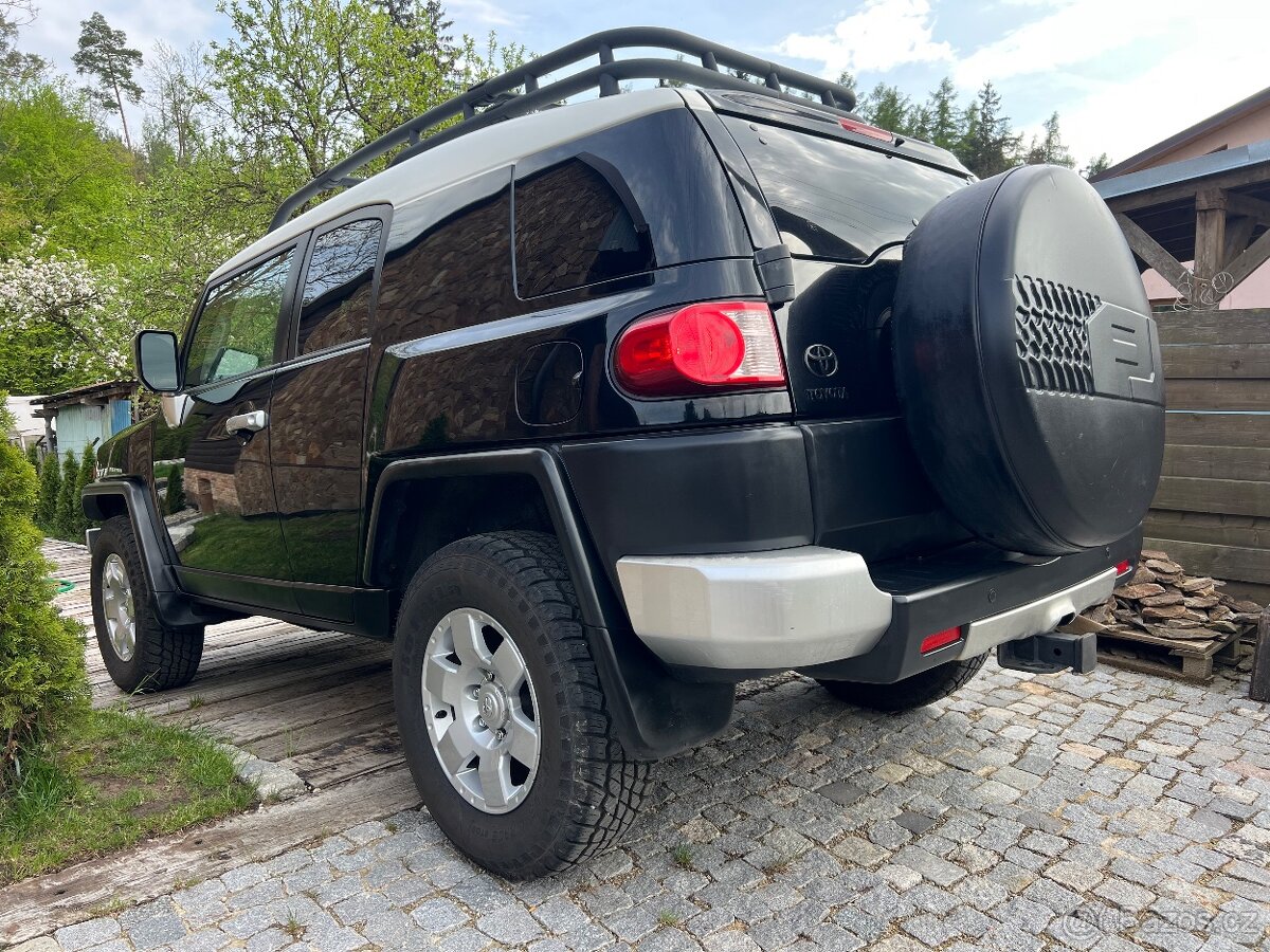 Prodám Toyota Fj Cruiser