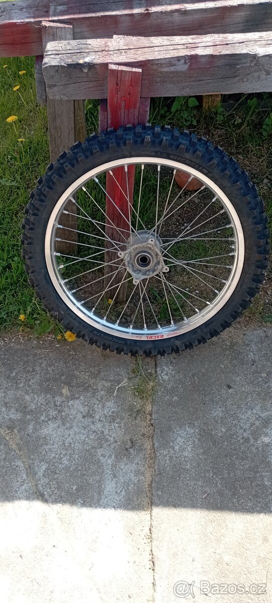 Suzuki RMZ