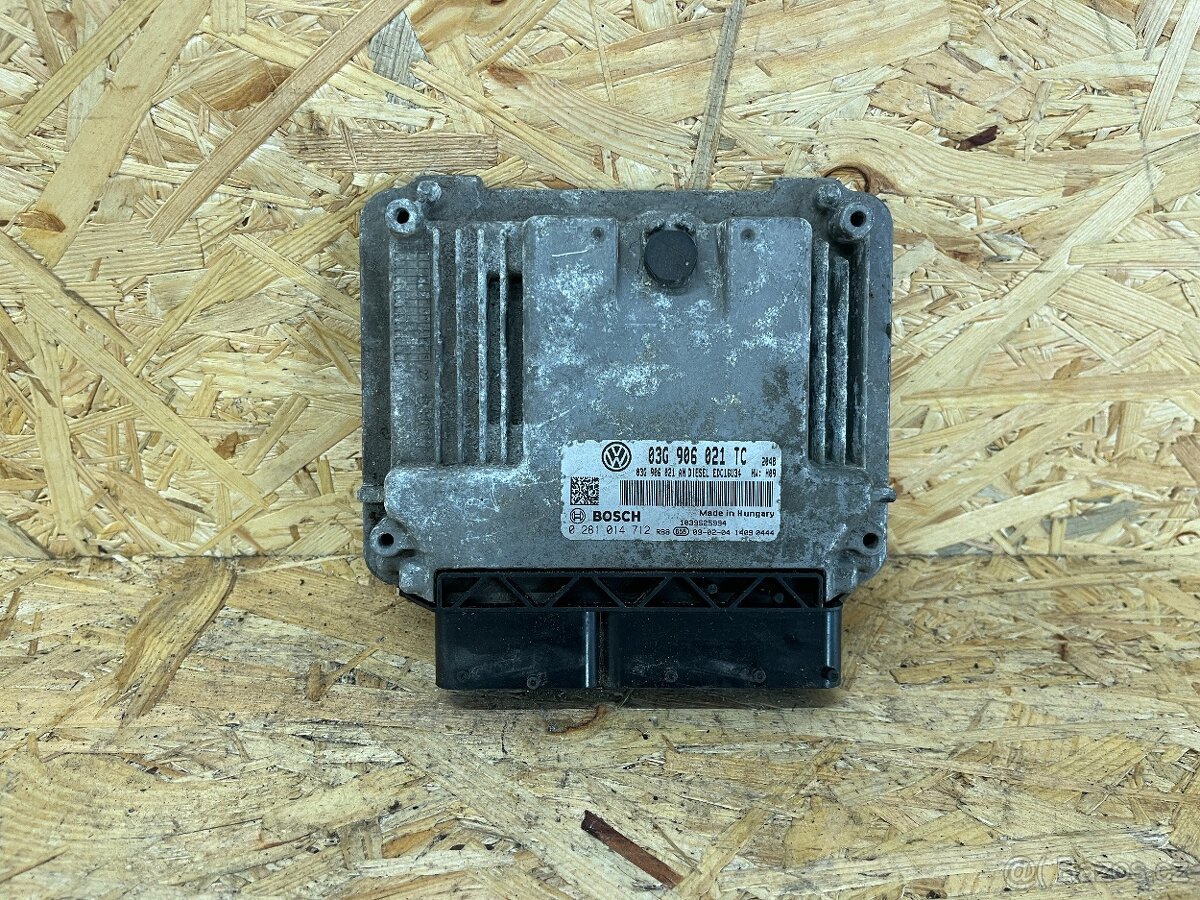 ŘÍDICÍ JEDNOTKA MOTORU 03G906021TC
