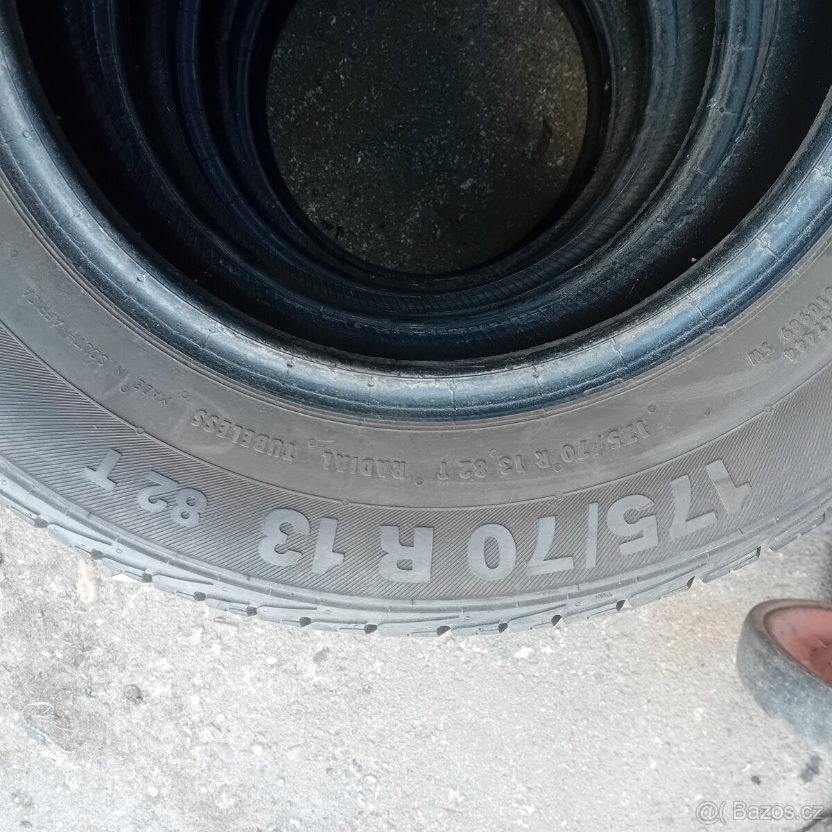 Pneu 175/70 R 13 barum
