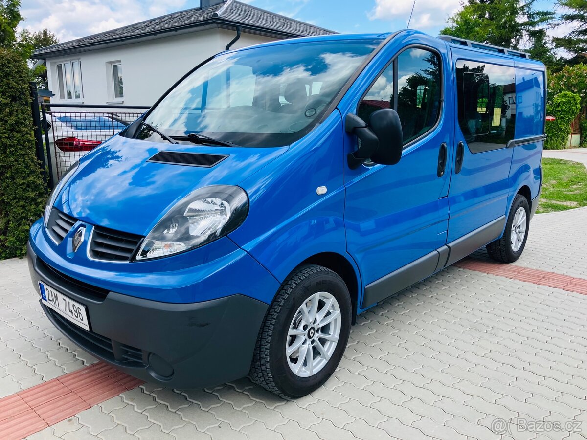 Renaul Trafic 2.0 Dci ,TOP STAV, 2x soupacky, 9 míst