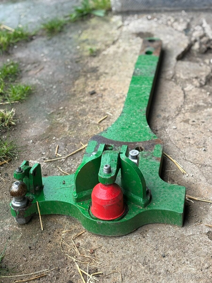Tažné plato K80 John Deere