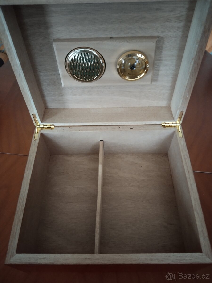 Humidor