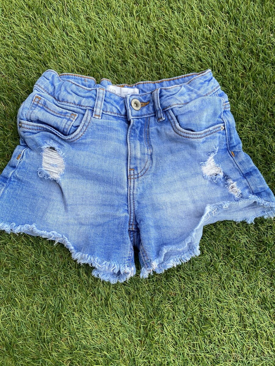 Dívčí jeans kraťasy vel.134