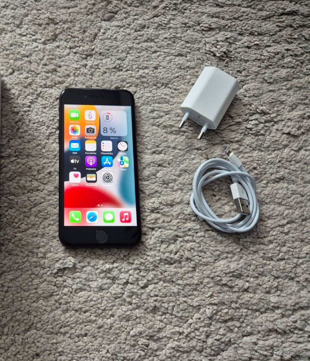 iPhone 7 32gb baterie 100%