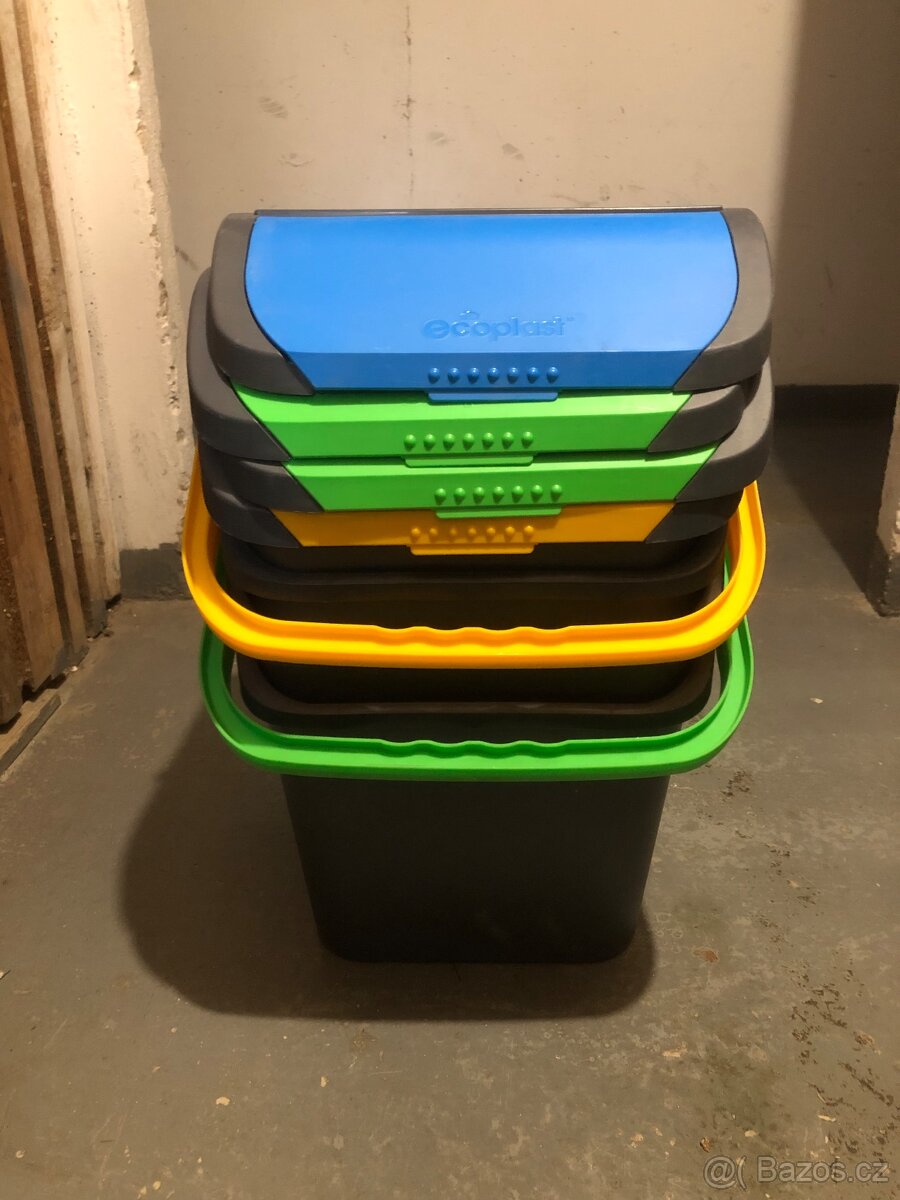 Koše na recyklovaný odpad
