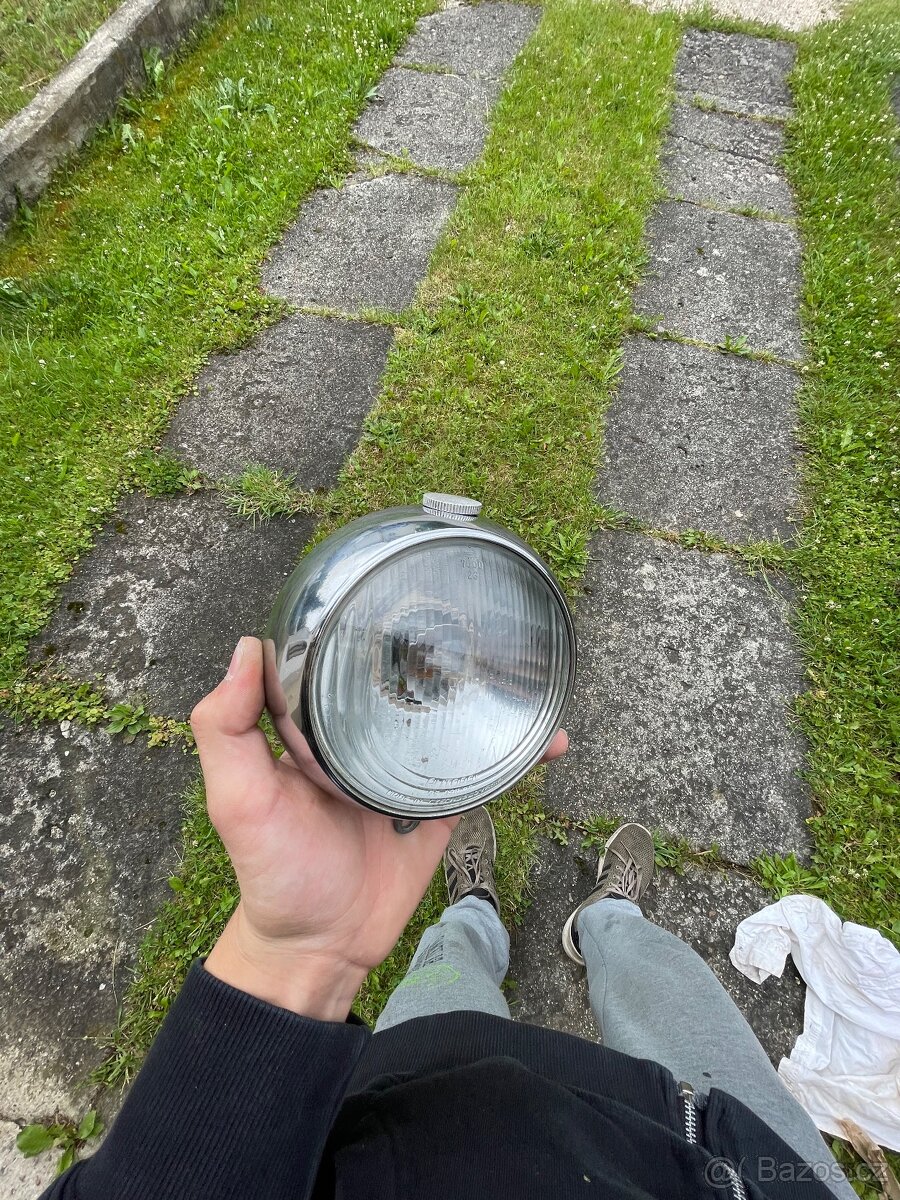 Jawa 555/550 světlo