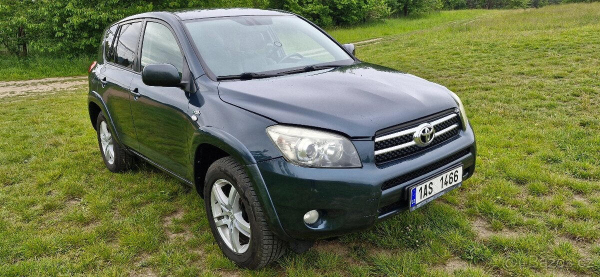 Toyota RAV4, XA3