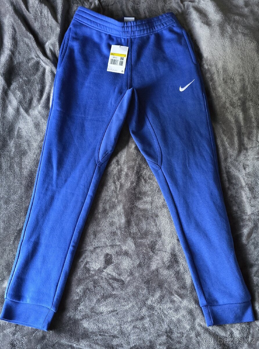 Nike teplaky S
