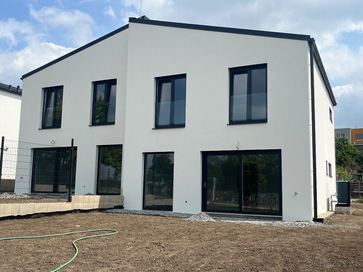 Prodej novostavby 5+kk v Praze 10