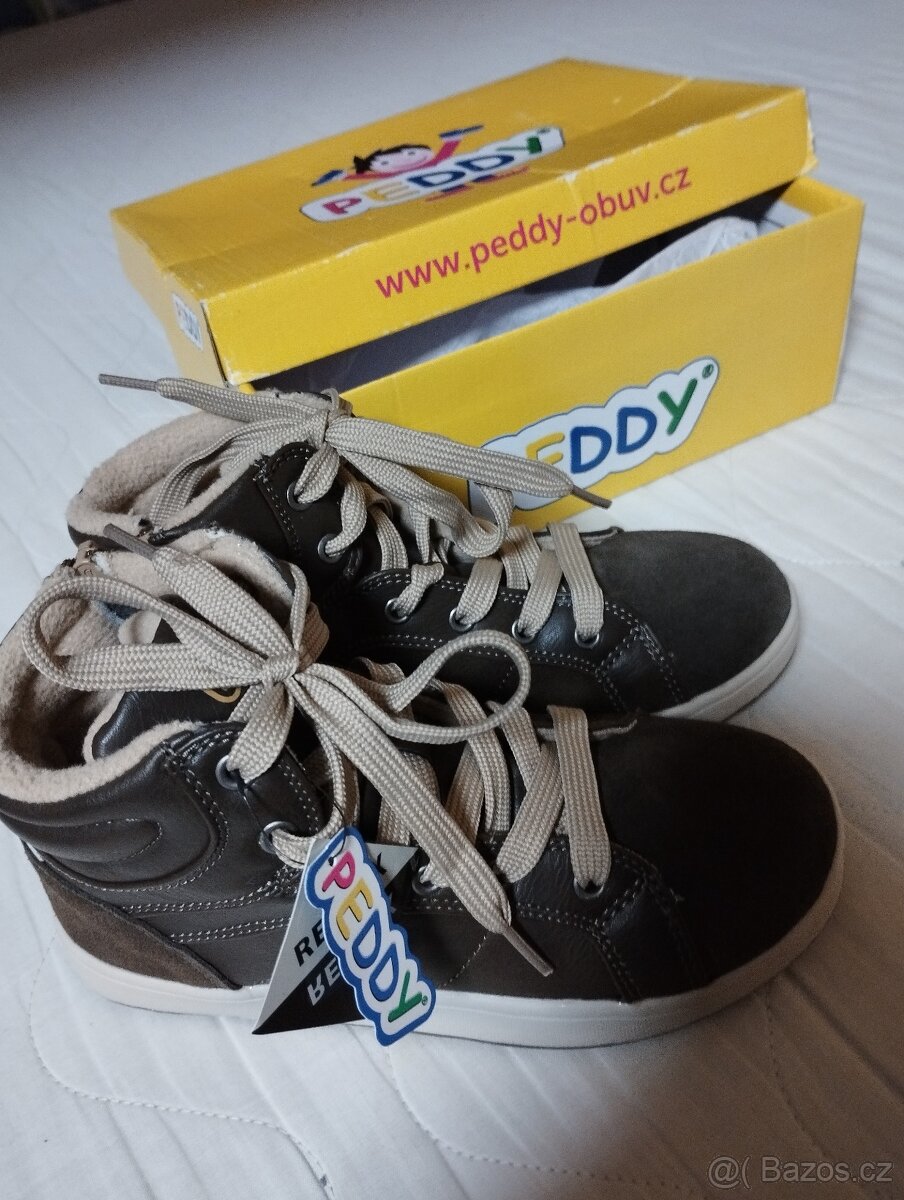 Boty do školy