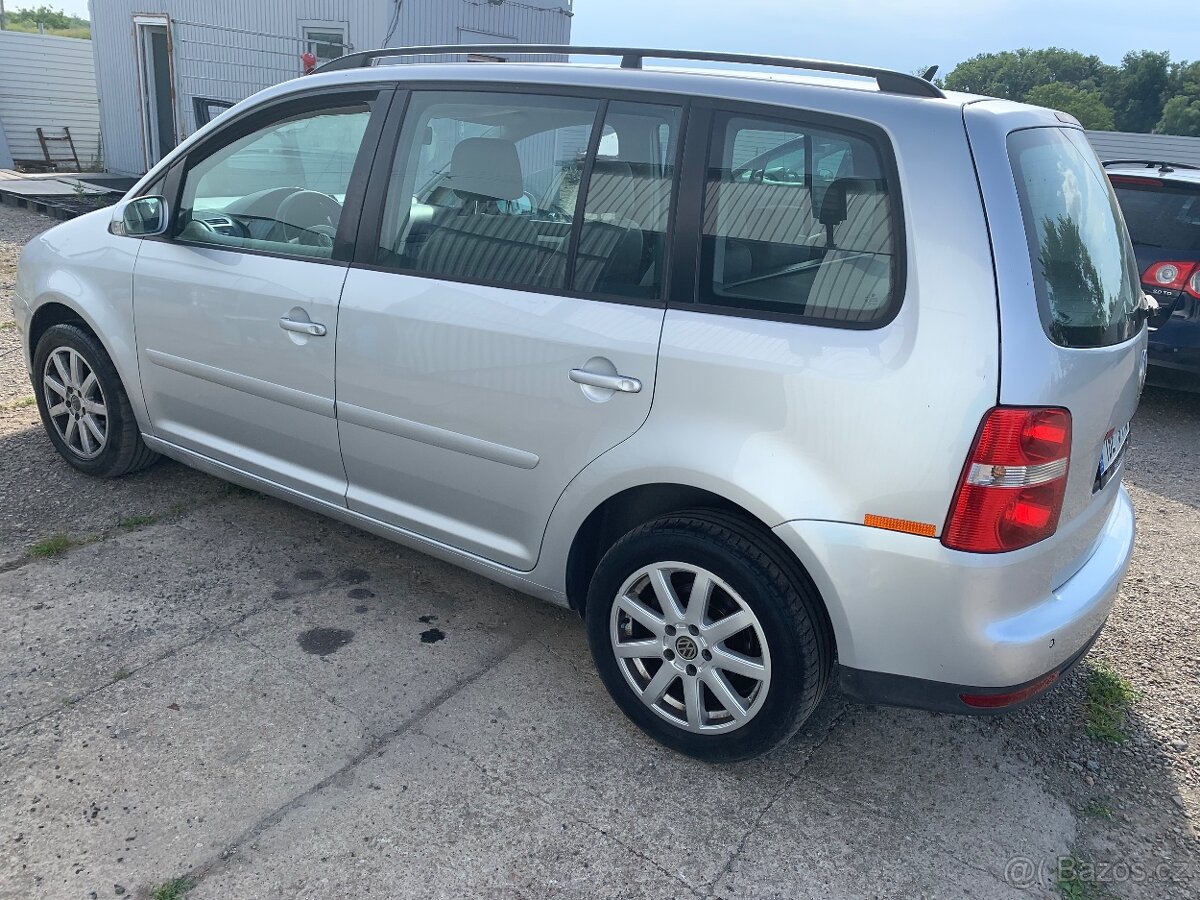 Volkswagen Touran 1.9tdi NOVÁ STK
