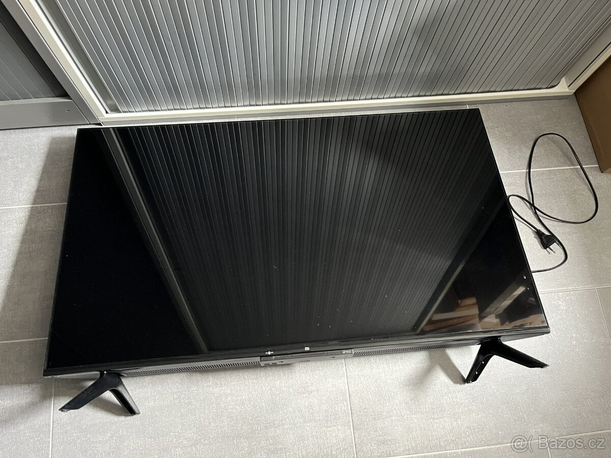 Nefunkční SMART LED TV Xiaomi L43M6-6AEU