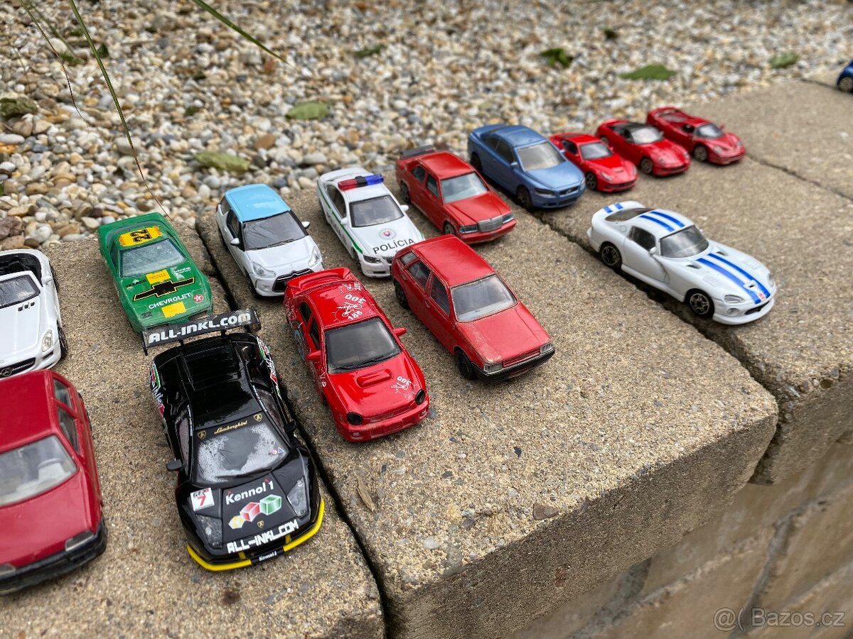 Bburago 1:43