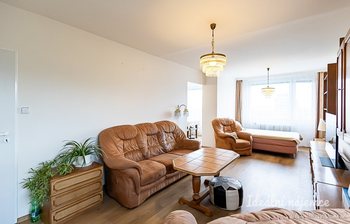 Pronájem bytu 3+1, Kurkova, Kobylisy, 29900 Kč/měs, 92 m2