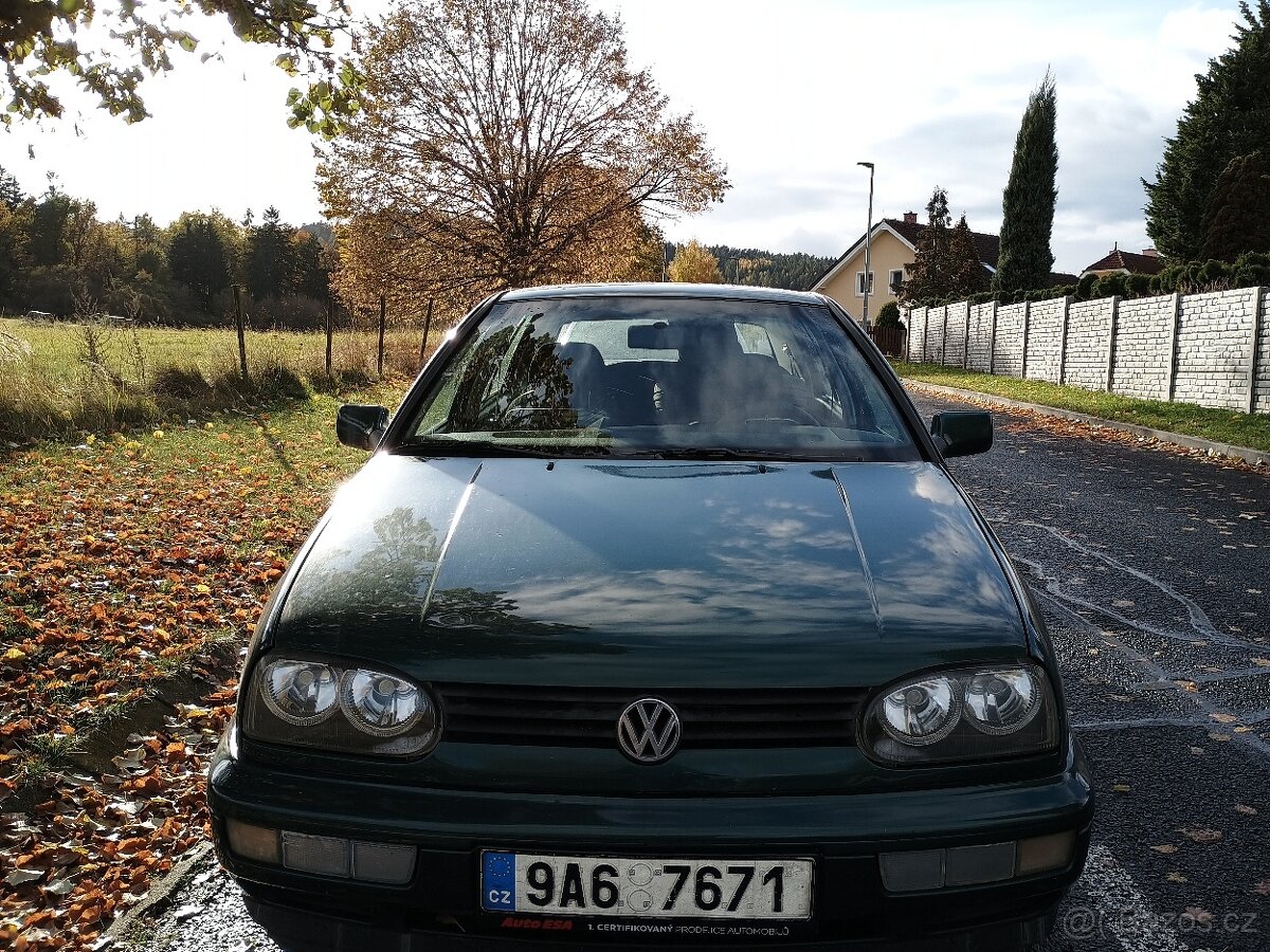 Golf 3, 1.8i 66kw Avenue
