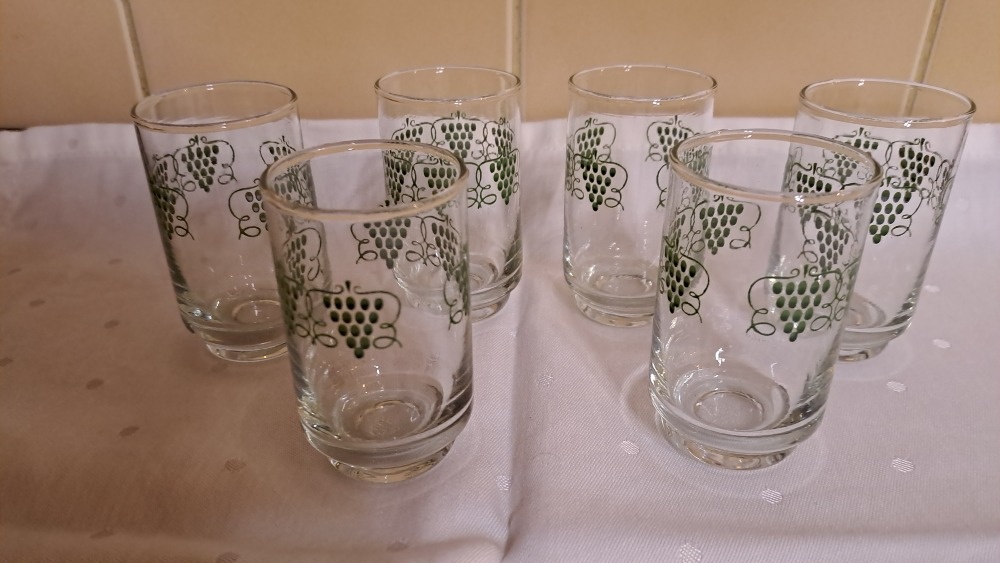 RETRO ŠTAMPRLATA S RÉVOU PANÁKY