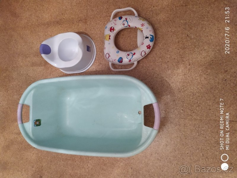 Vanička, lehátko, nočník, WC sedátko/adaptér,stolička levně