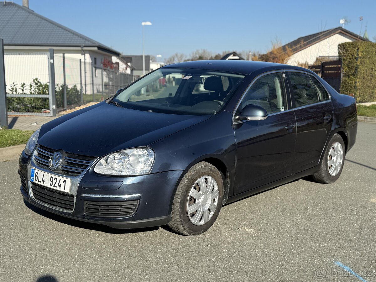 VW Jetta 2.0tdi 100kW •Najeto 261TKM•PůvodČR•