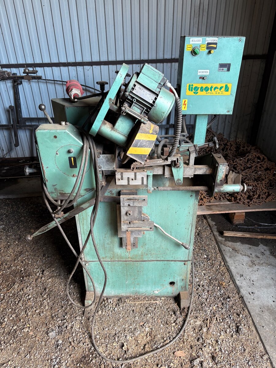 Bruska na pilové pasy