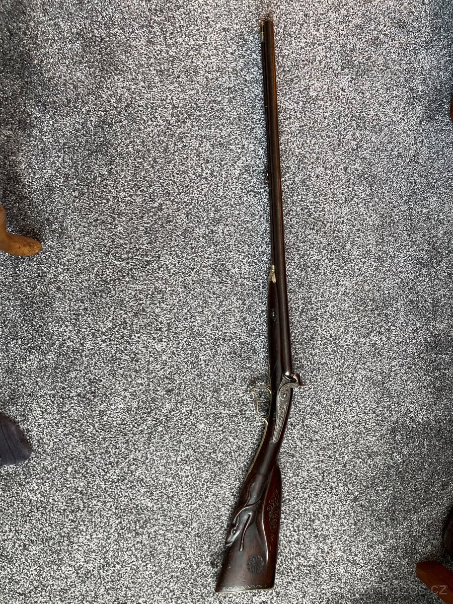Starožitná puška