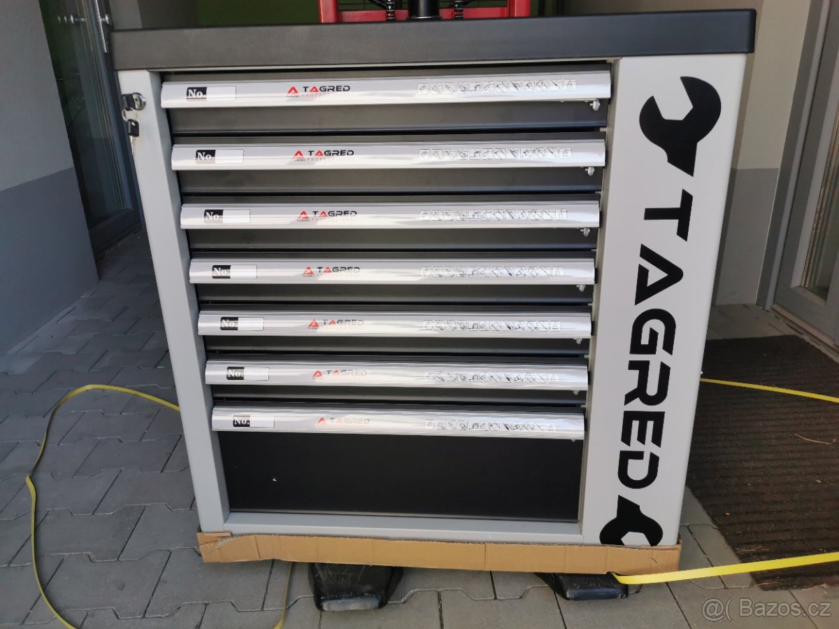 Dílenský vozík s nářadím TAGRED 251ks, NOVÉ