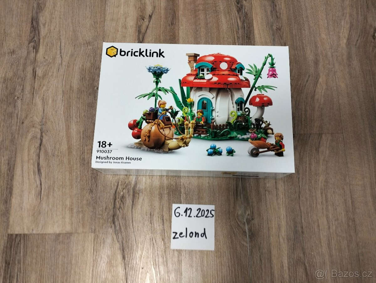 LEGO Bricklink 910037 Houbový domek + 910051 Houbová Vesnice