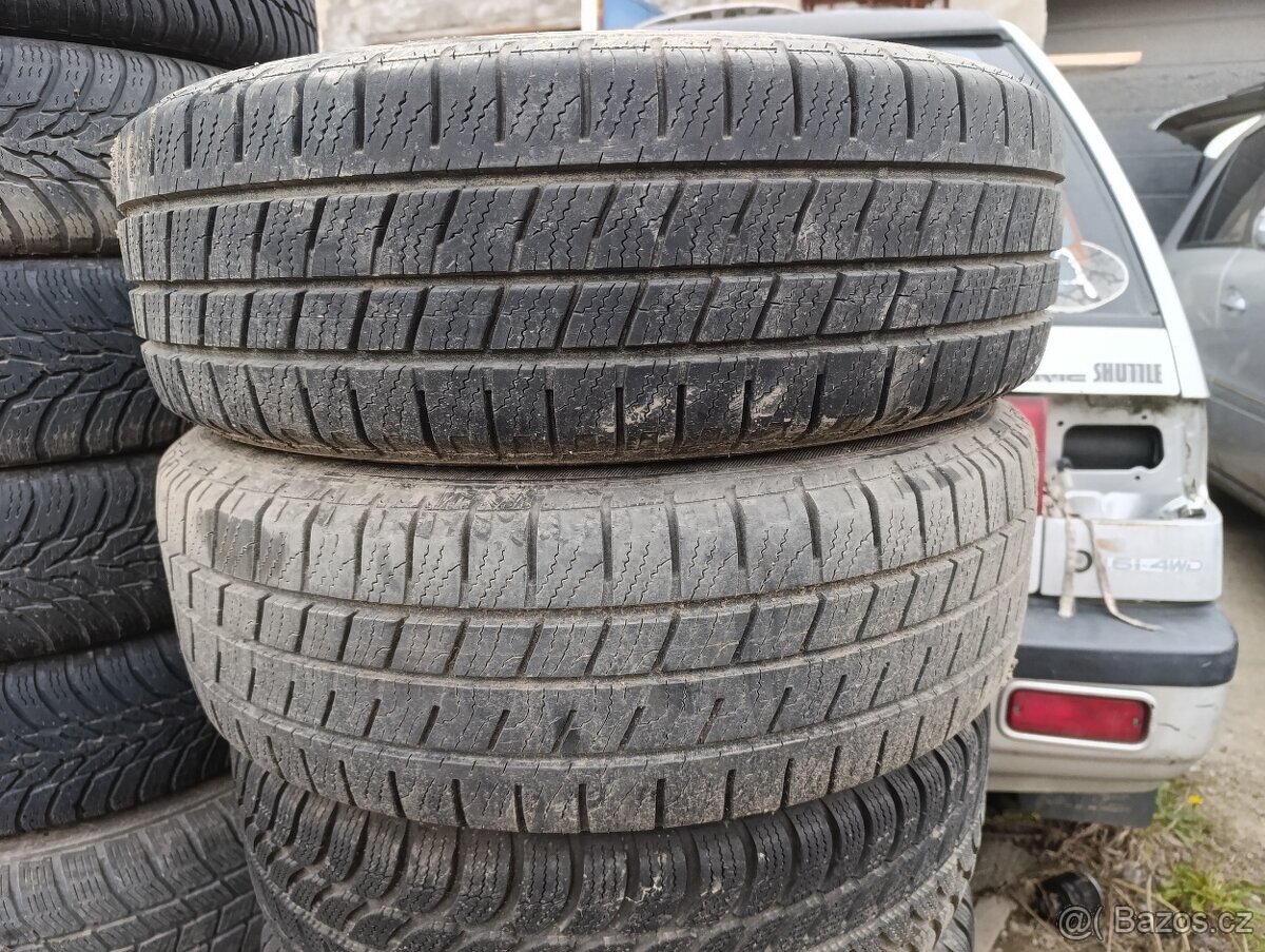 Zatezove pneu 205/65 R16 C r16c Goodyear