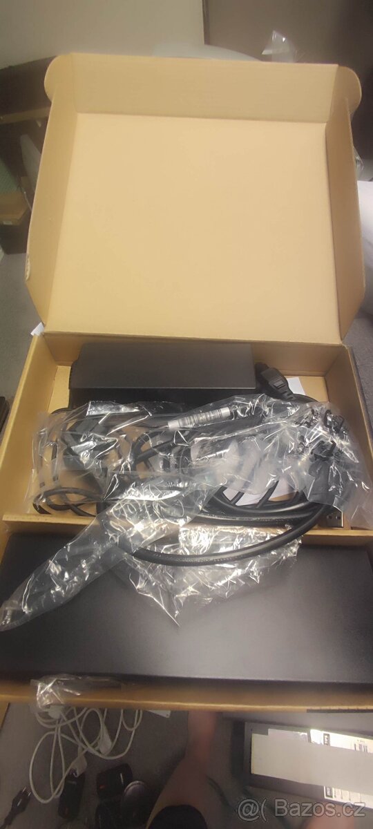 Dokovací stanice i-tec