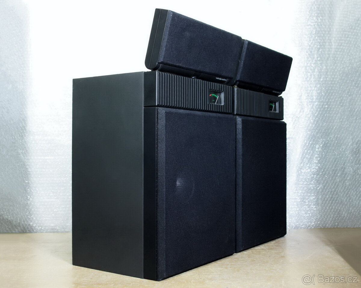 Reprobedny Teqnovox Magnum.