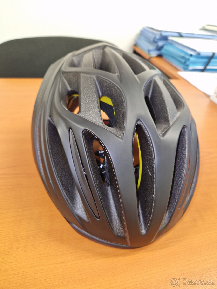 Cyklistická přilba Specialized Echelon II Black L
