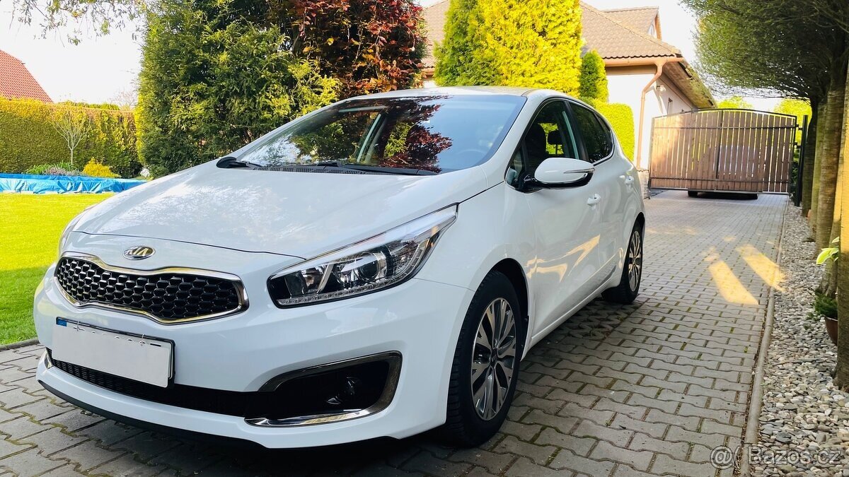 KIA CÉED 1.6 GDI 99 KW EXCLUSIVE, jen 46 000 km,1.Majitel