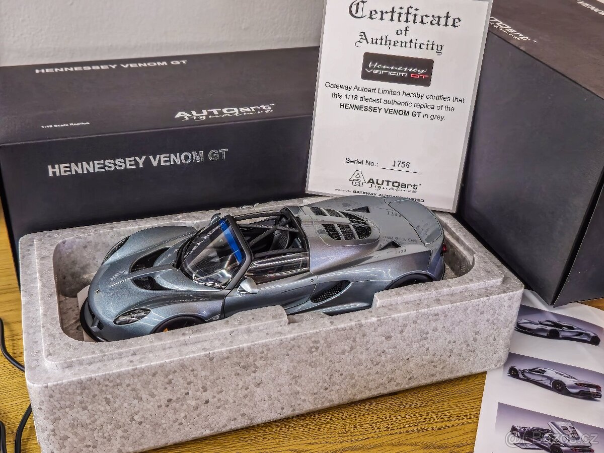 Henessey Venom 1:18 Autoart Signature