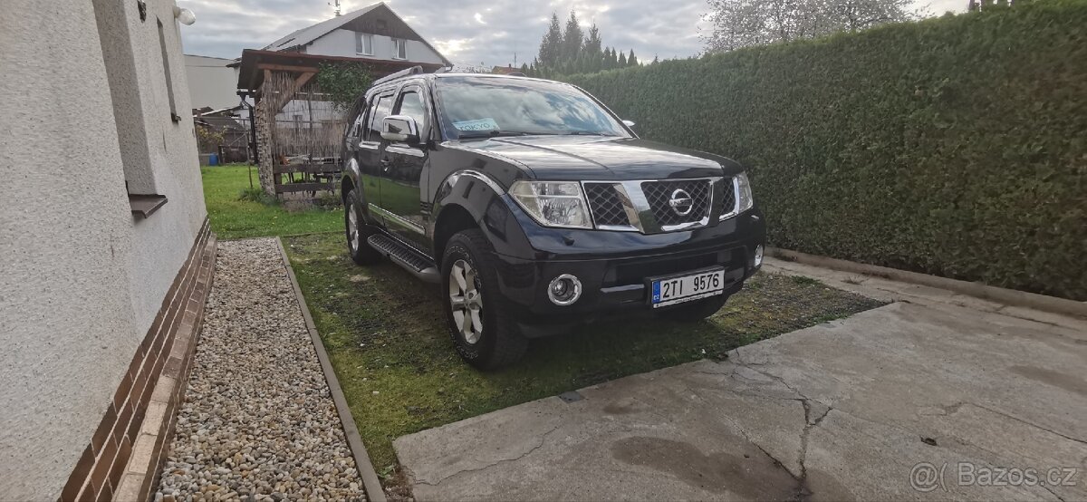 Nissan Pathfinder Platinum 2.5d kompletní servis
