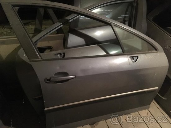 PEUGEOT 407 dveře