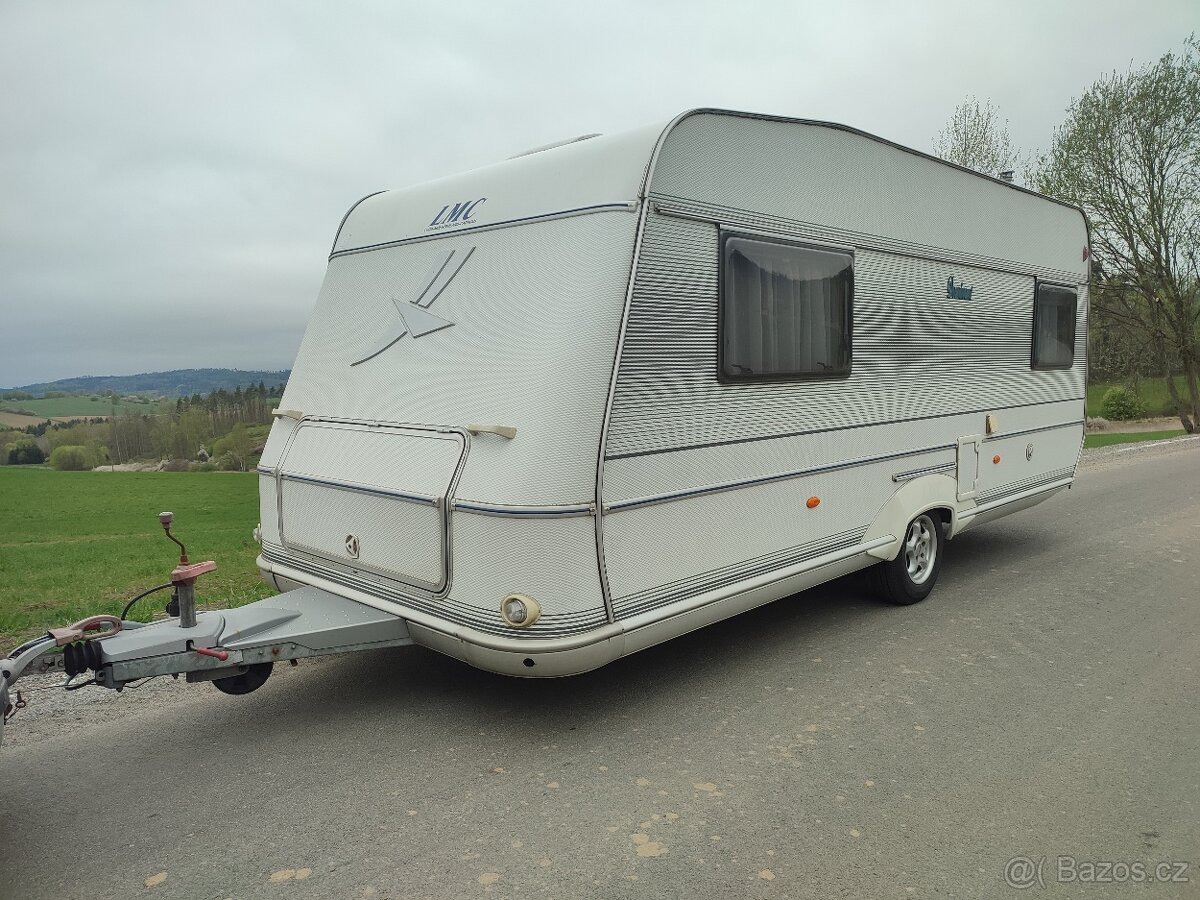 LMC AMBASADOR 530, 2004, předstam. STK, 100km/h