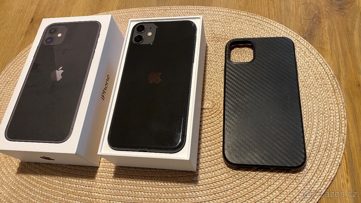 iPhone 11 64GB černý, top stav