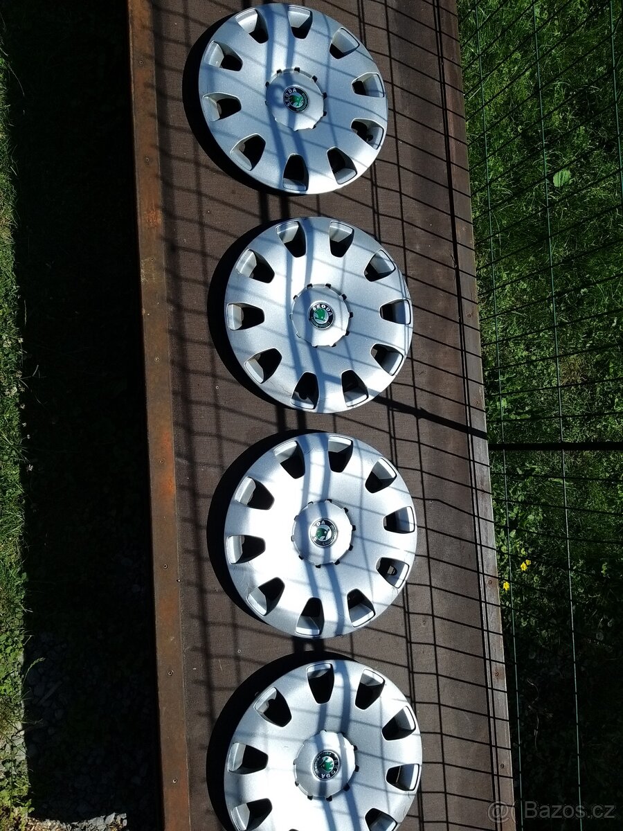 Poklice Škoda 15