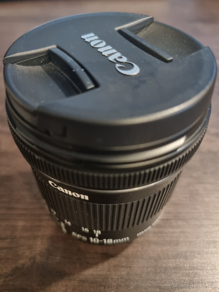Canon EF-S 10-18 mm f/4.5 - 5.6 IS STM