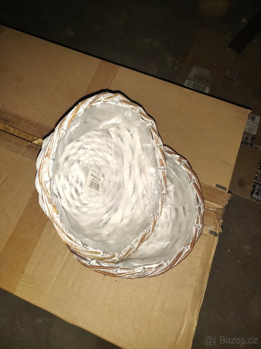 košíky bílé průměr 20cm