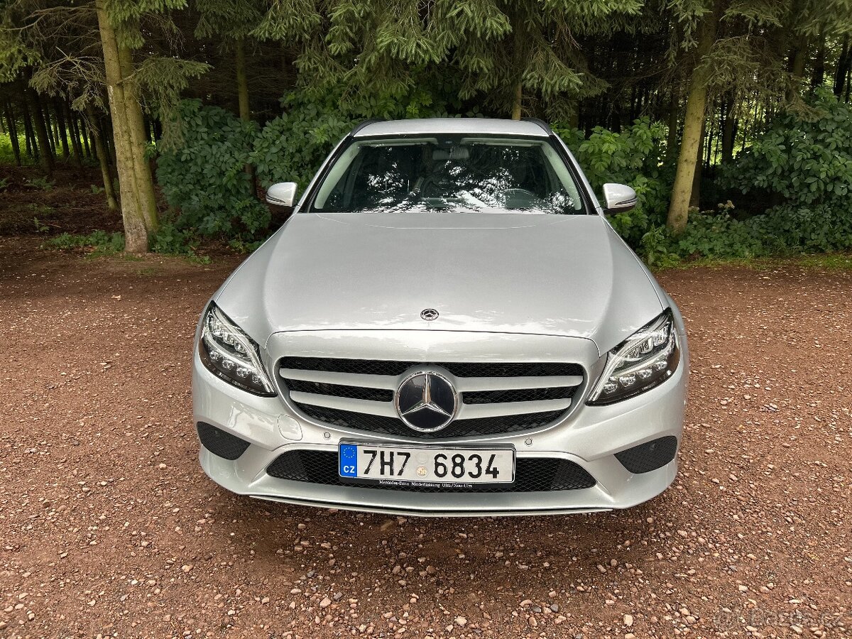 Mercedes C trieda T (combi) C 200, Benzín