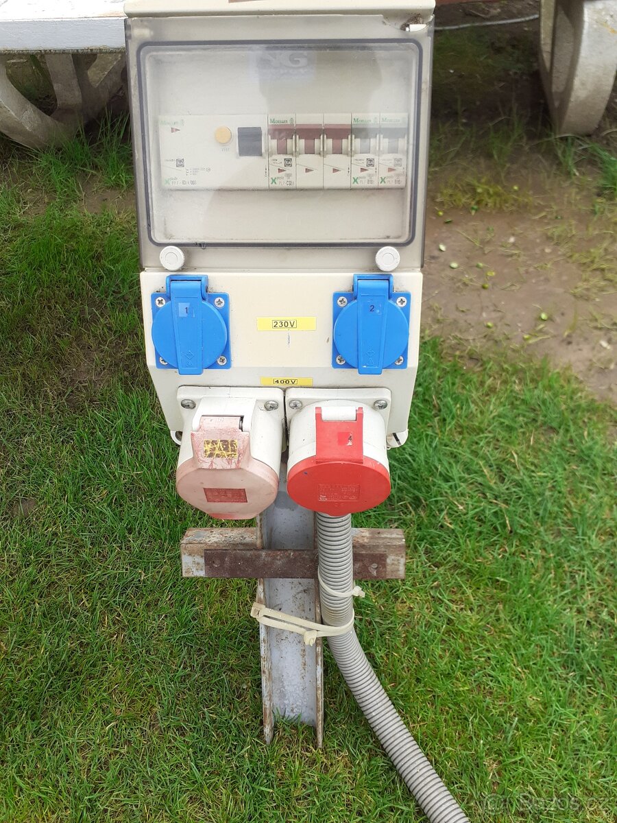 stavební rozvaděč
