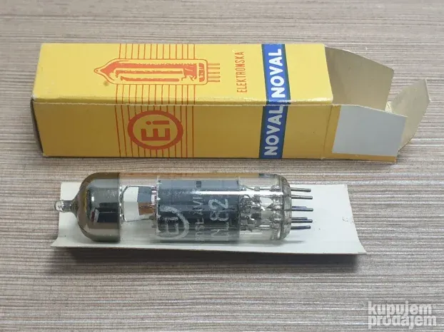 Koupím elektronku UCL82